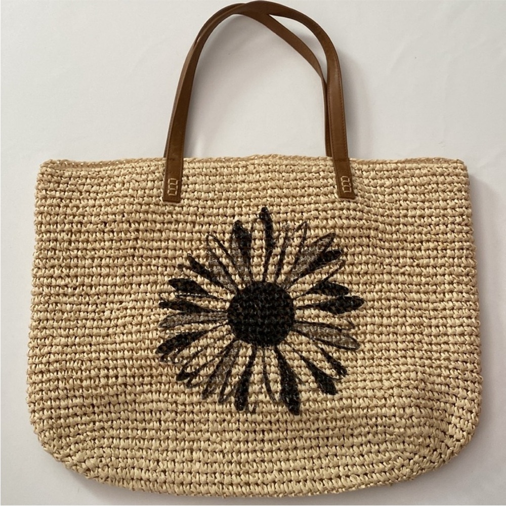Straw Studios Tote Cream and Tan Flower Beach Bag Woven Tote Bag